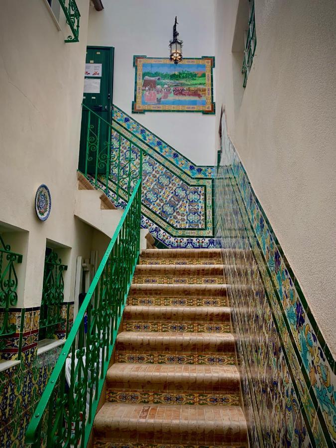 Casa de hóspedes Lis Sevilha